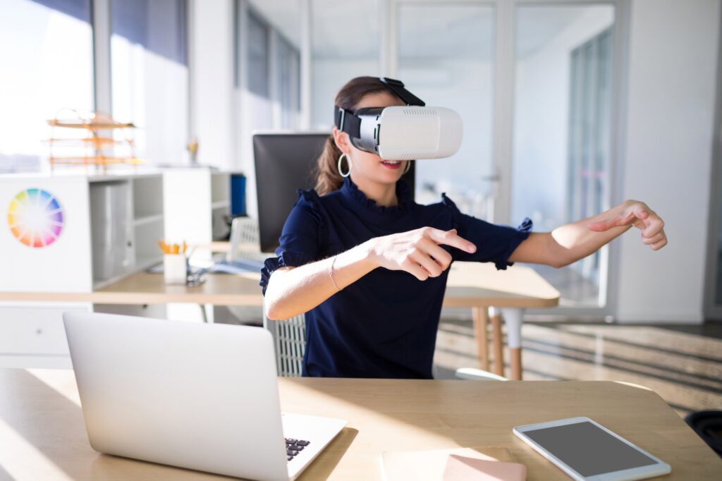 Apple's Mixed-Reality Headset: Living Life on the Virtual Edge